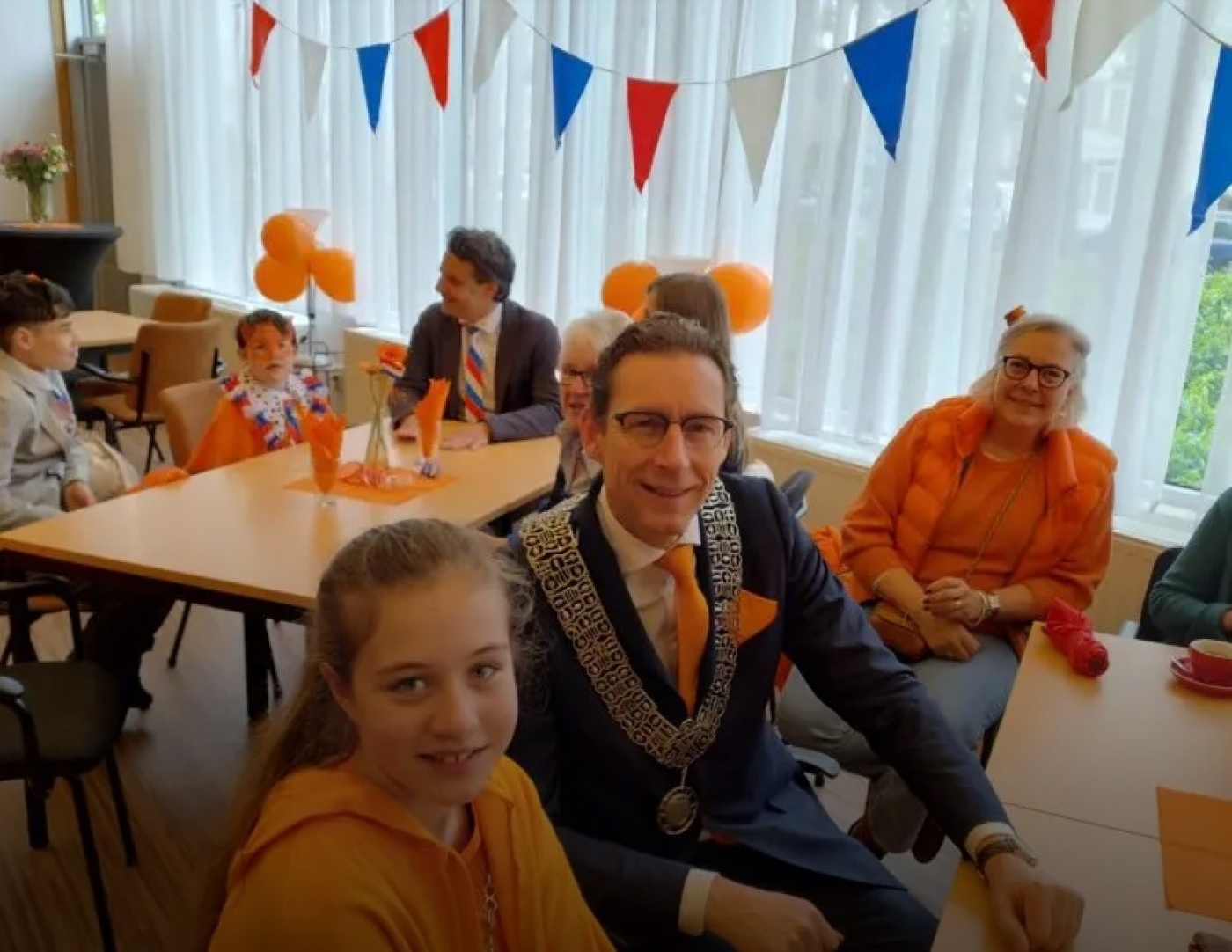 Koningsdag 2024 - Middenhof Tjapko Poppens.jpg