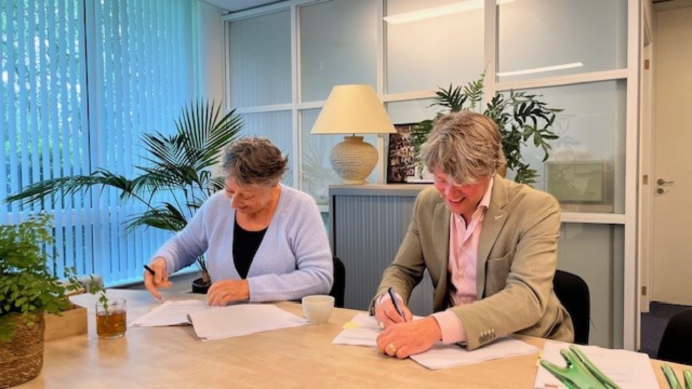 Ondertekening contract VWC okt 2024.jpg